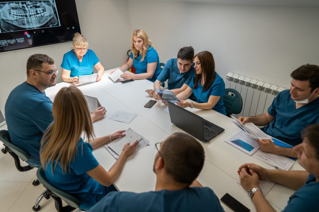 análisis para mejorar la experiencia del paciente en la clínica dental